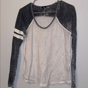 Long sleeve Hurley tshirt